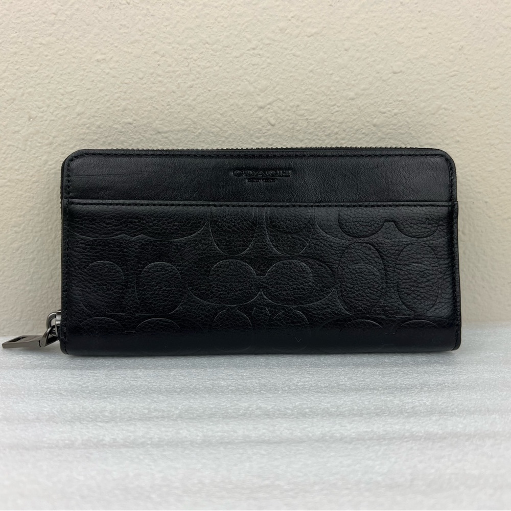 coach Men's ACCORDION WALLET IN SIGNATURE LEATHER Color- black